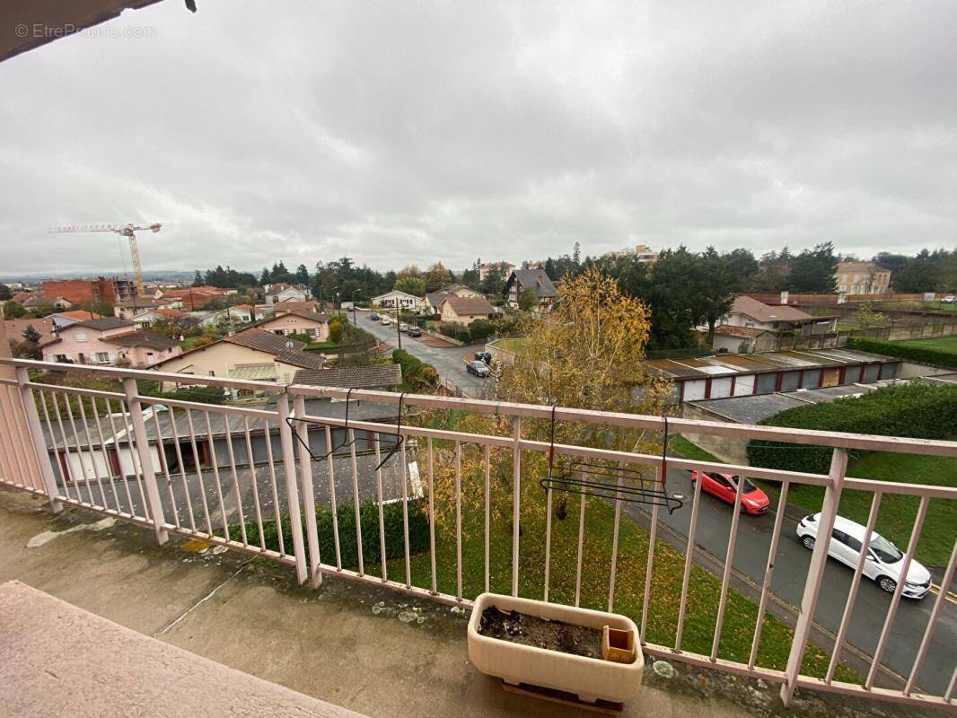 Appartement à RIORGES