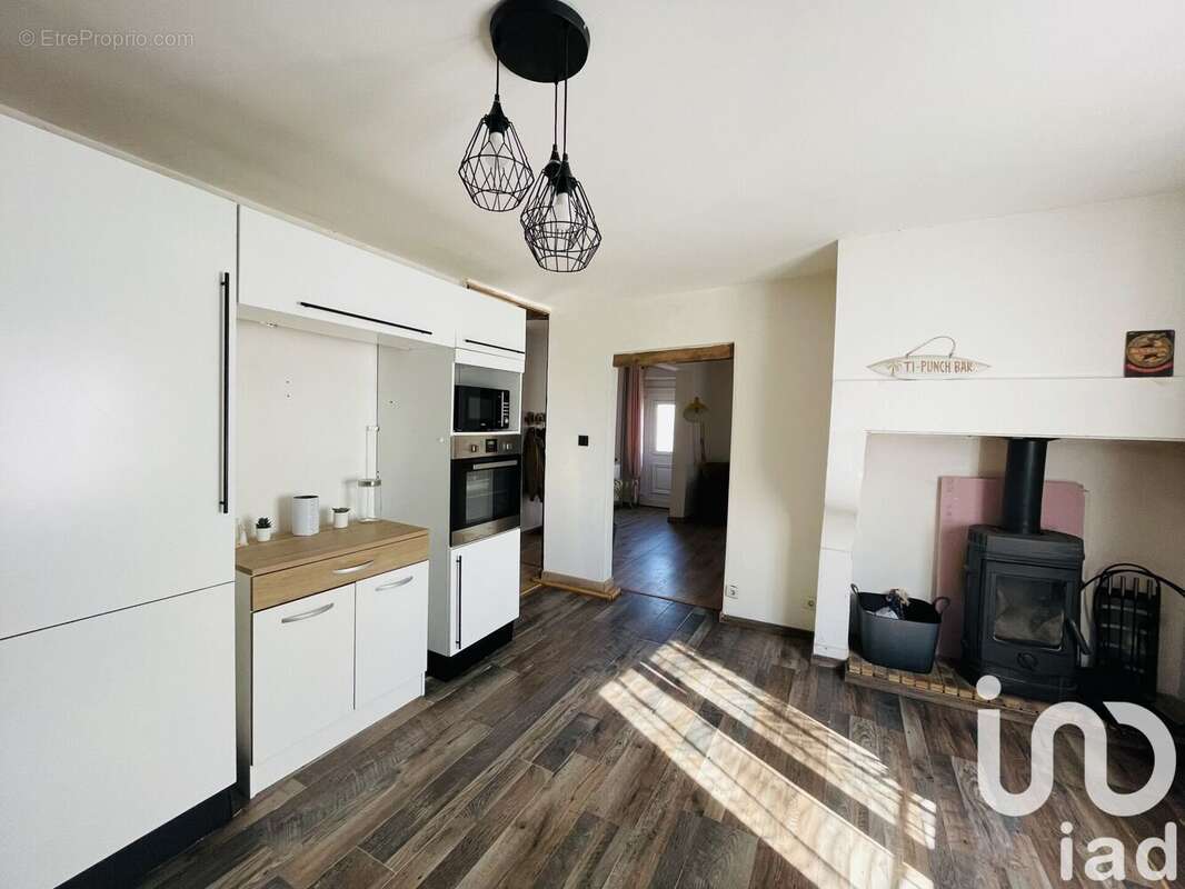 Photo 4 - Maison à CHATEL-SUR-MOSELLE