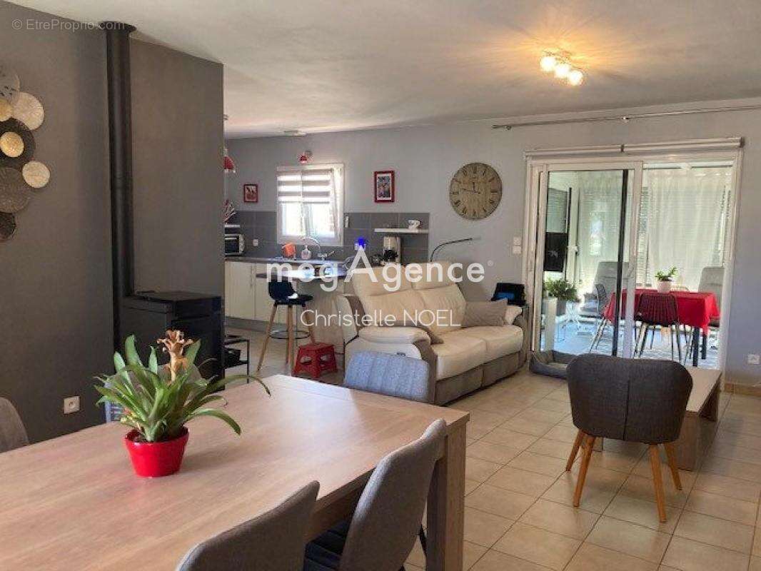 Dans un village avec toutes les commodités,maison de plain pied,à 6Kms de la  plage conches - photo 7