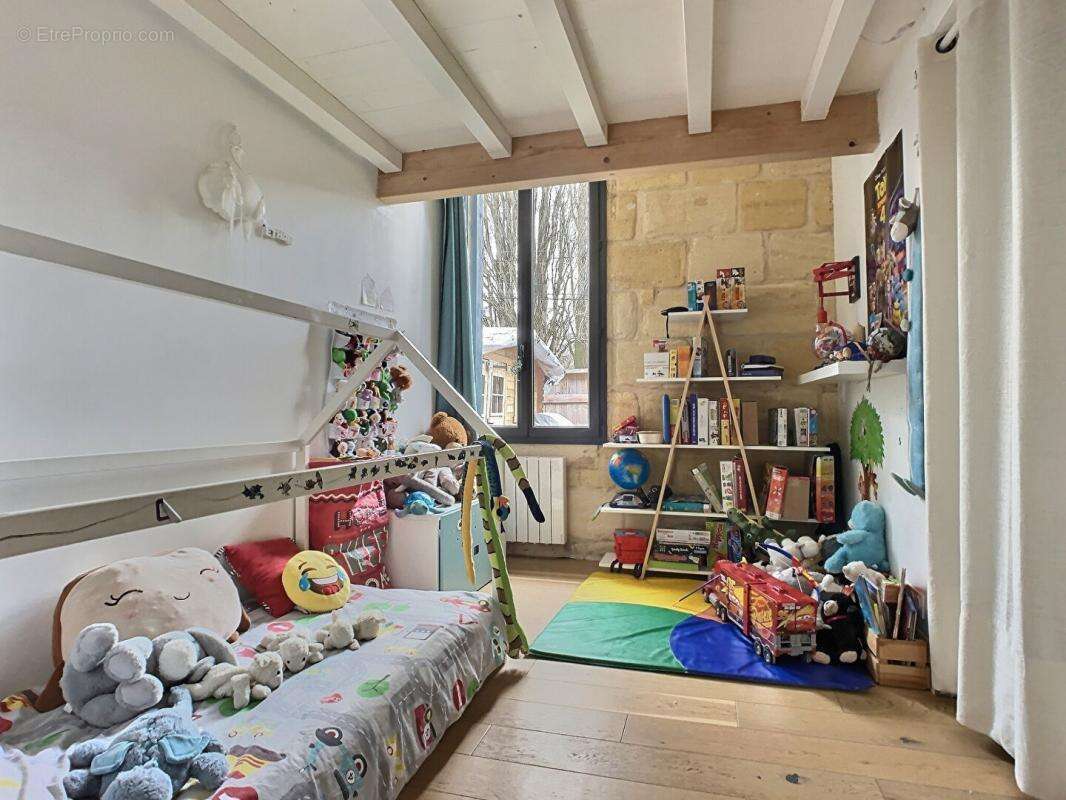 Maison à VILLENAVE-D&#039;ORNON