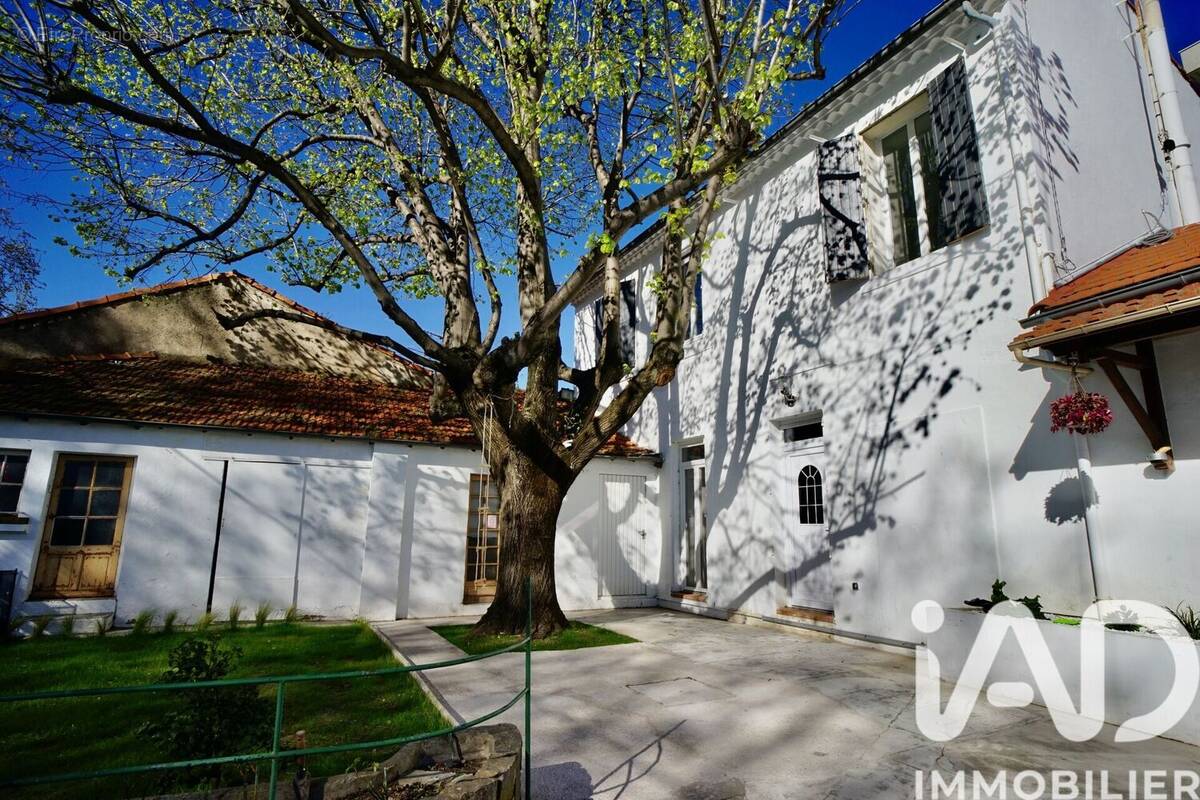 Photo 1 - Maison à NIMES