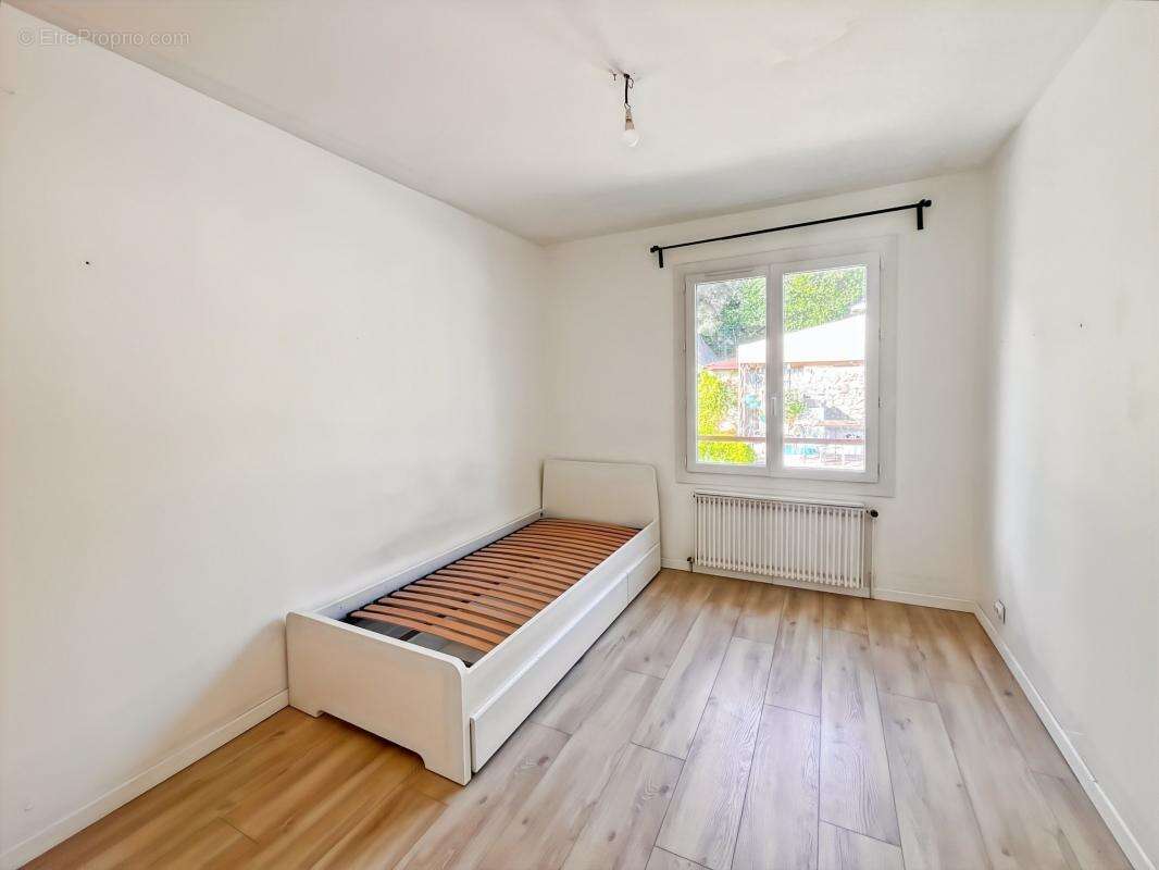 Maison à LA VALETTE-DU-VAR