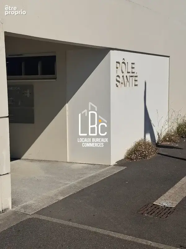 Commerce 105 m² à vendre à La Chevroliere (44118) - photo 8
