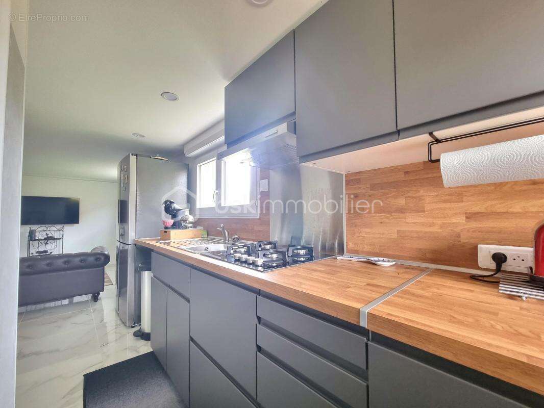 Maison à LONGUEVILLE