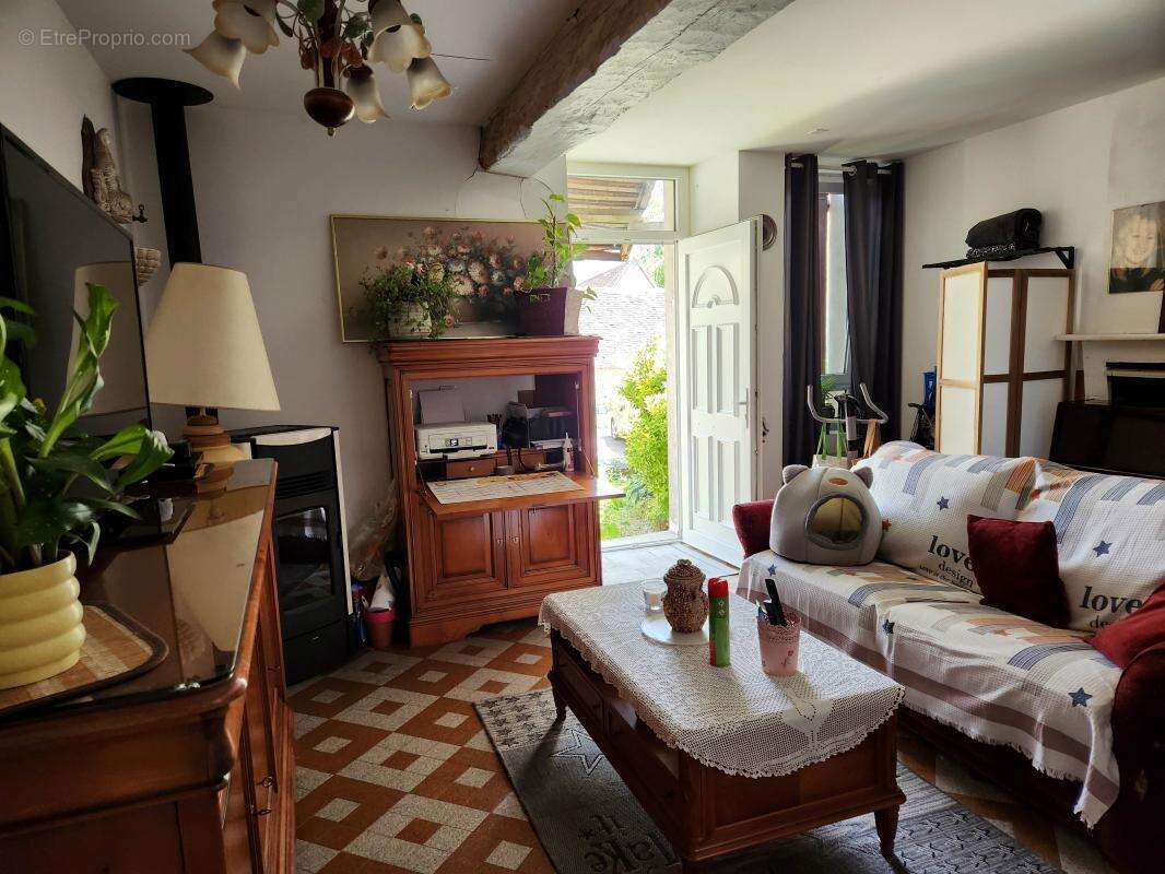 Maison à SAINT-AVIT