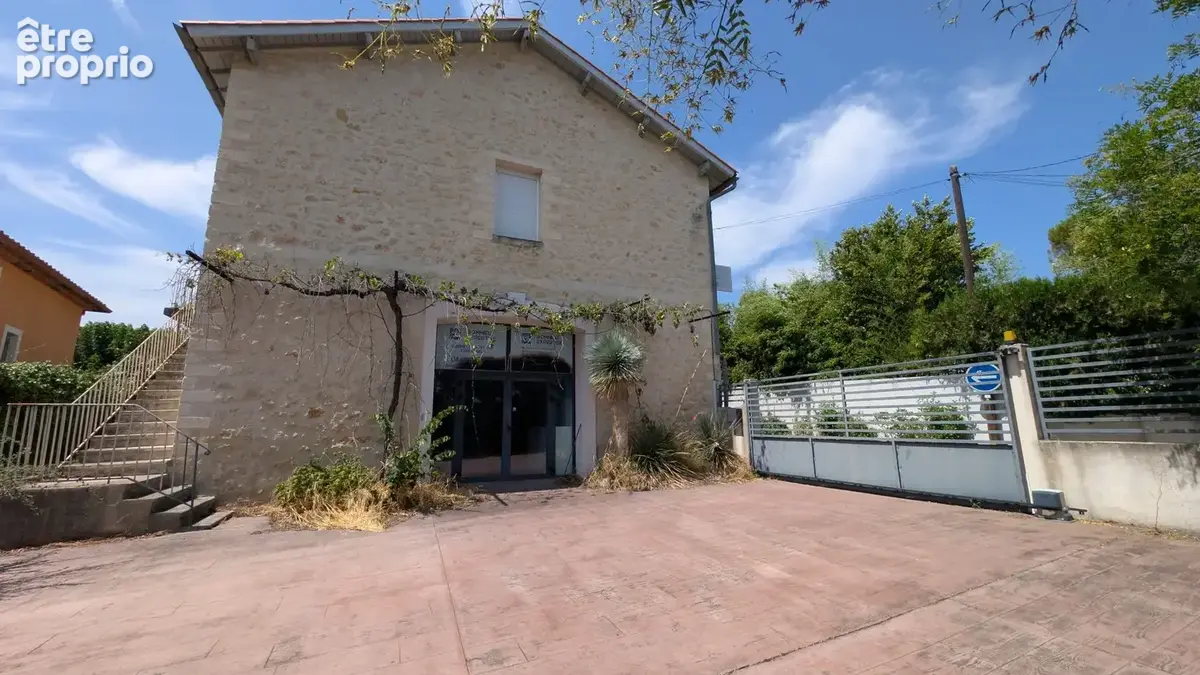 Photo Appartement à Saint-Clement-De-Riviere au prix de 735 000€
