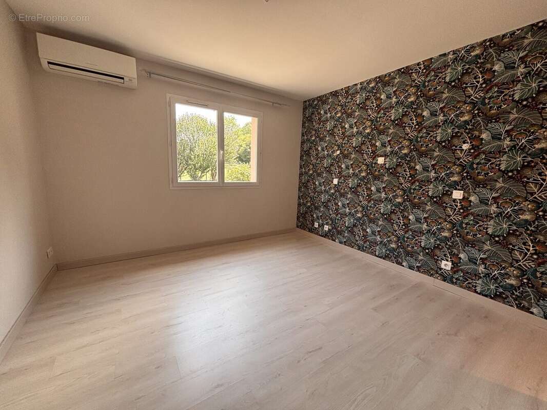 Maison 150 m² à Beaudean  - photo 6
