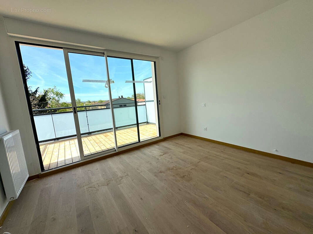 Appartement à SAINT-ORENS-DE-GAMEVILLE