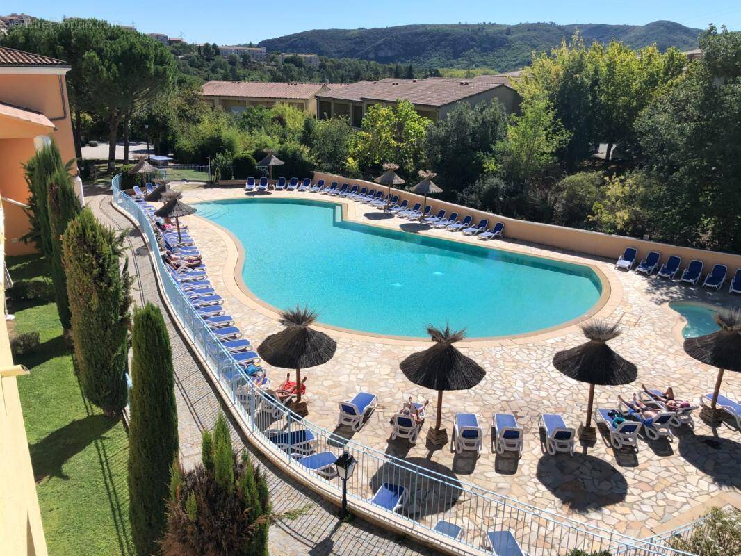 Appartement à GREOUX-LES-BAINS