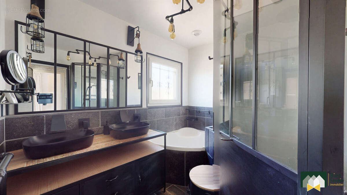 Maison 155 m² à Mondonville-Saint-Jean  - photo 7