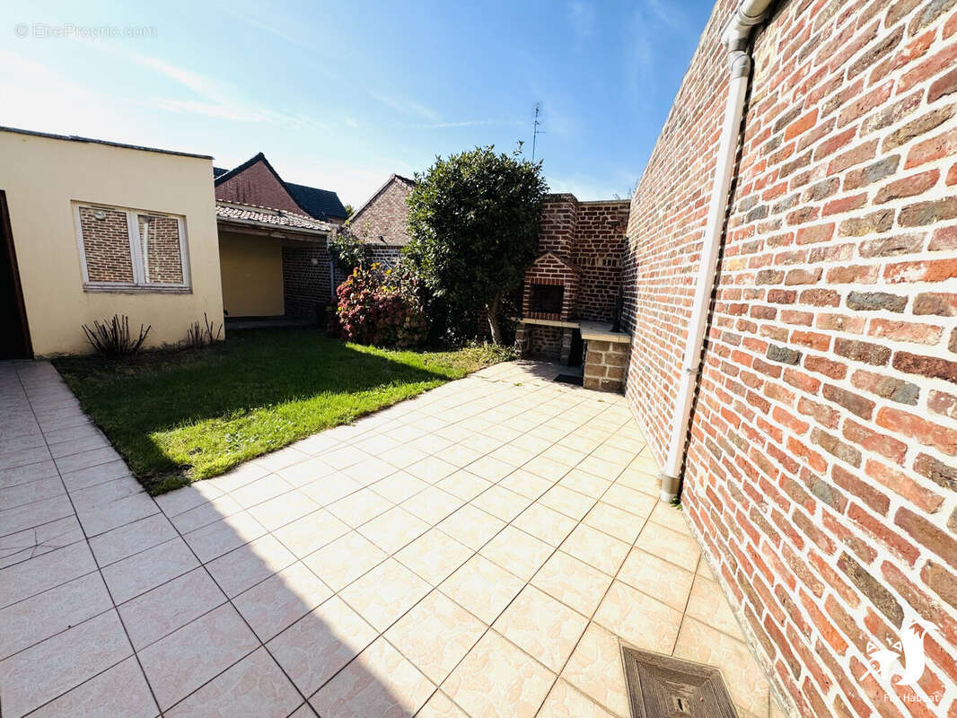 Maison à NEUVILLE-SAINT-REMY