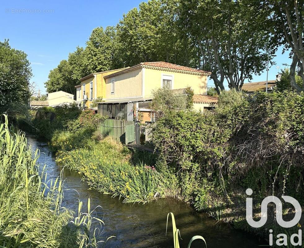 Photo 1 - Maison à SAINT-MARTIN-DE-CRAU