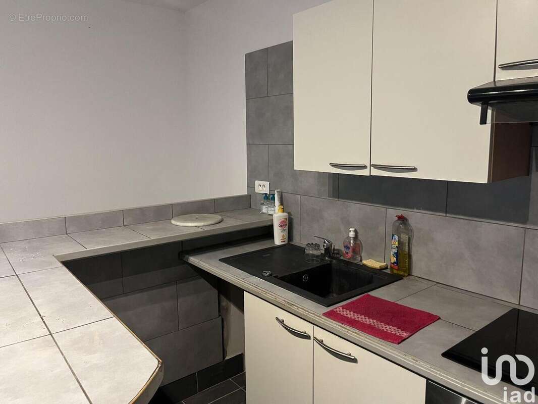 Photo 3 - Commerce à SAINT-GERMAIN-LAVAL