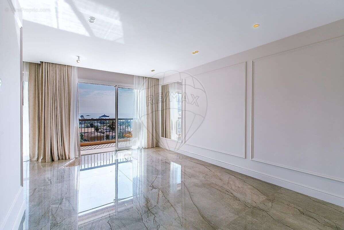 Appartement à BEAULIEU-SUR-MER