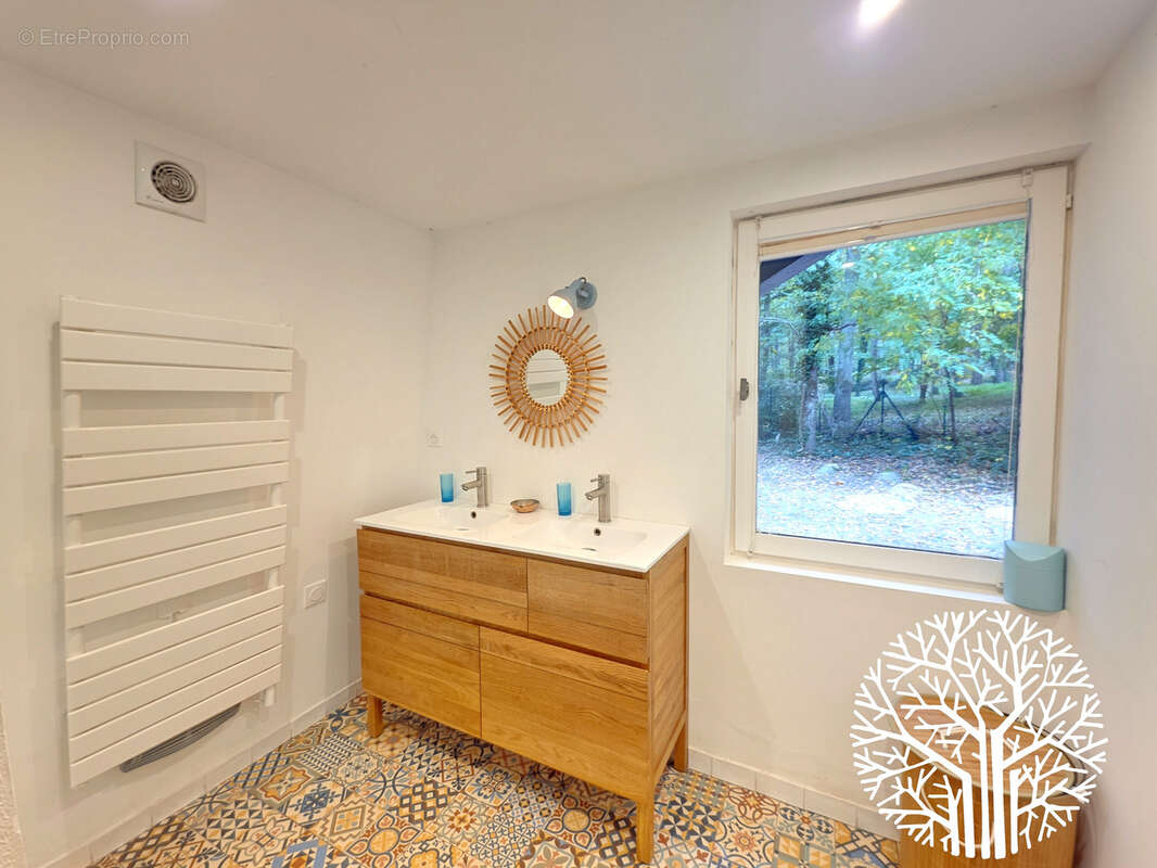 Maison à NOISY-SUR-ECOLE