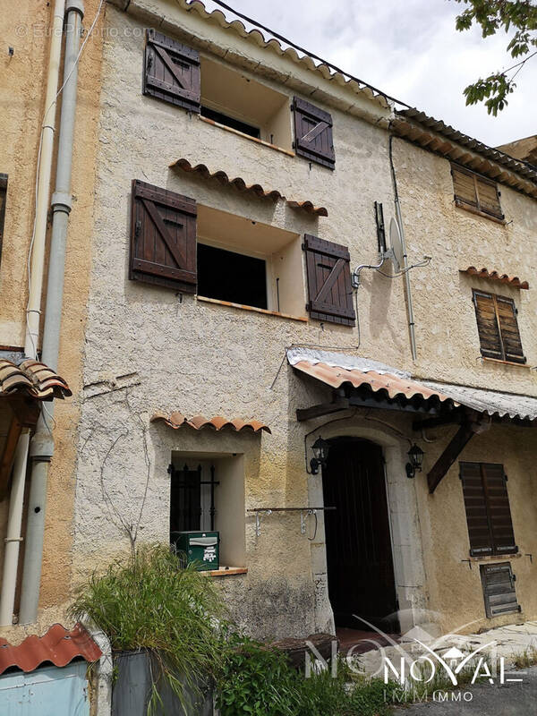 Maison à SERANON