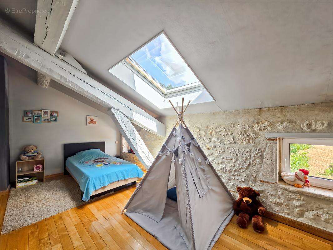Maison à LAROQUE-TIMBAUT