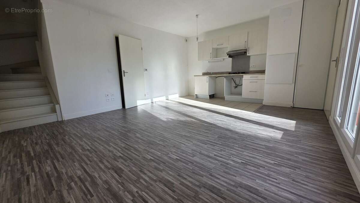 Appartement à VILLENAVE-D'ORNON