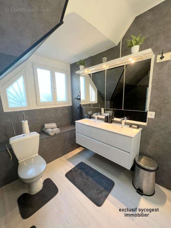 Maison à NOISY-LE-SEC