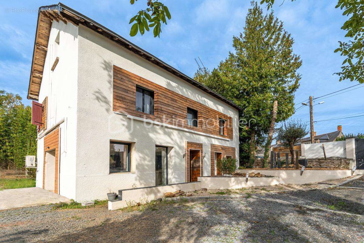 Belle maison familiale rénovée - 5 chambres - à moins de 10 minutes de la gare de Varades - photo 2
