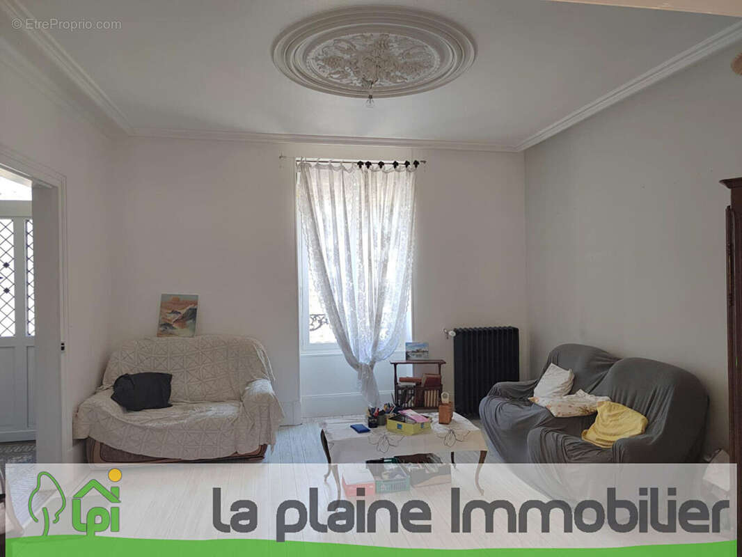 Maison à LA FERTE-MACE