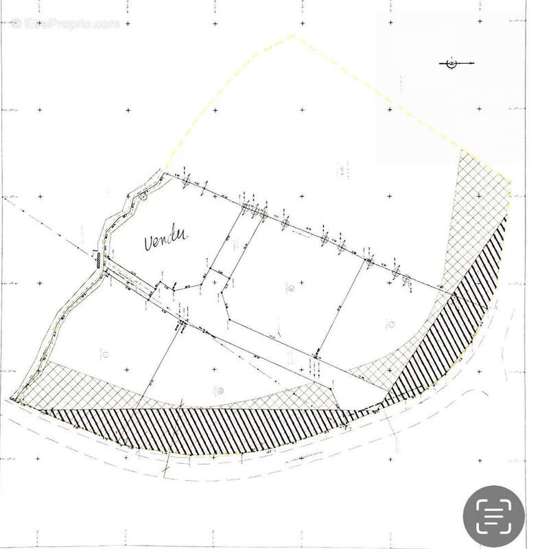 Terrain 716 m² à Montrozier  - photo 2