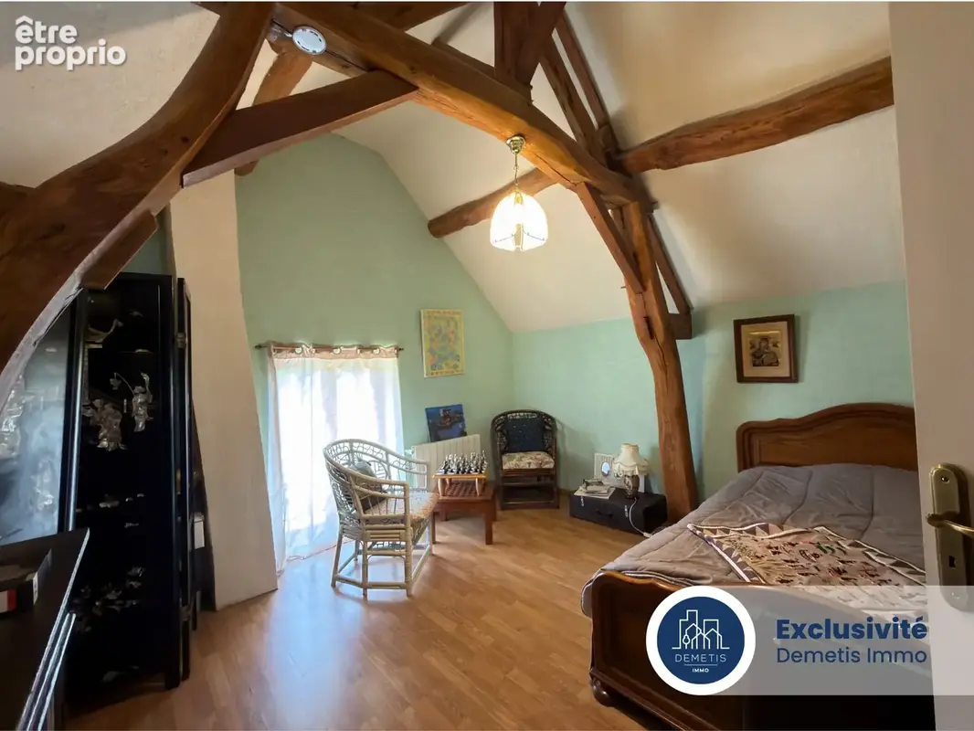 Propriété de caratère composée de deux maisons - photo 9