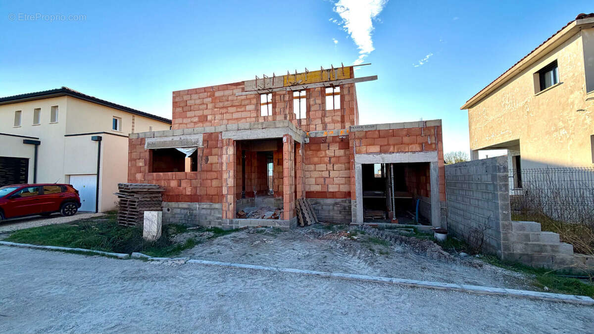 Maison à ALTHEN-DES-PALUDS