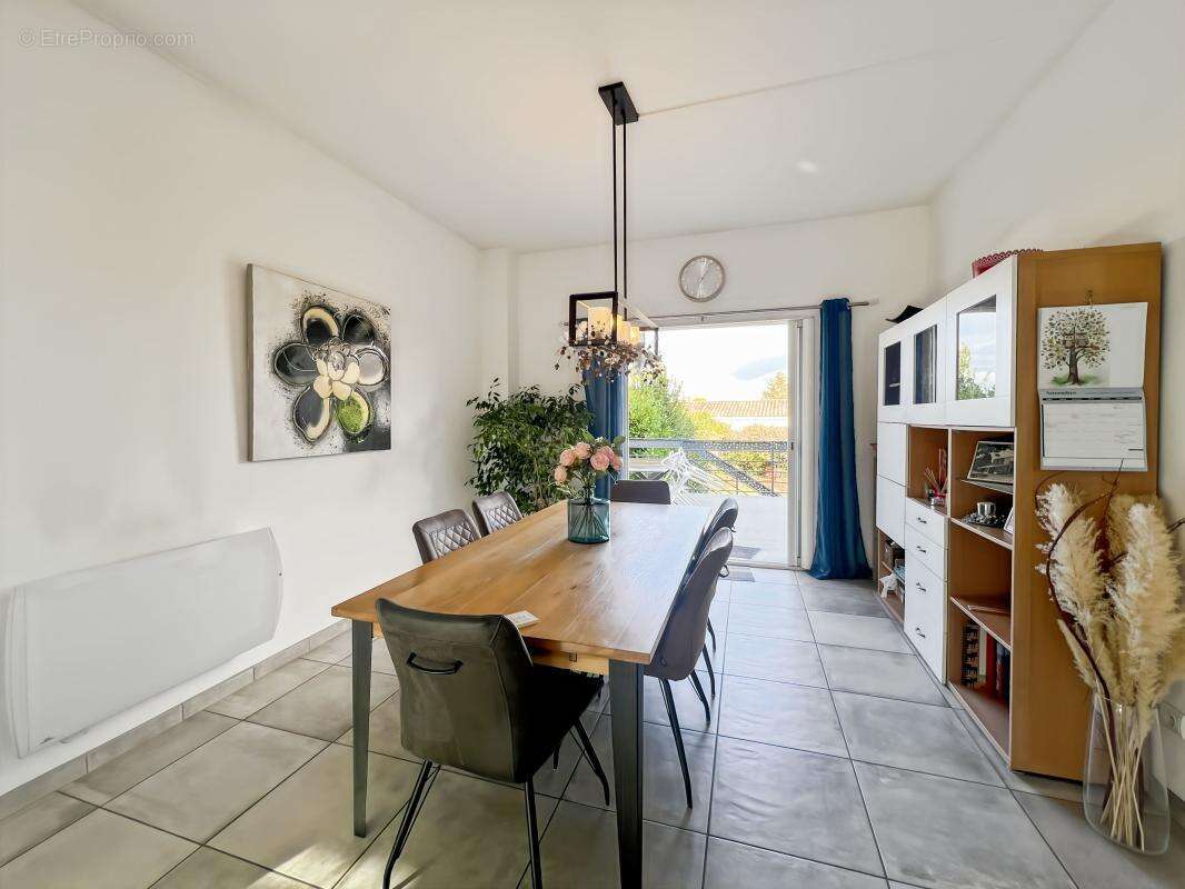 Maison à LIVRON-SUR-DROME