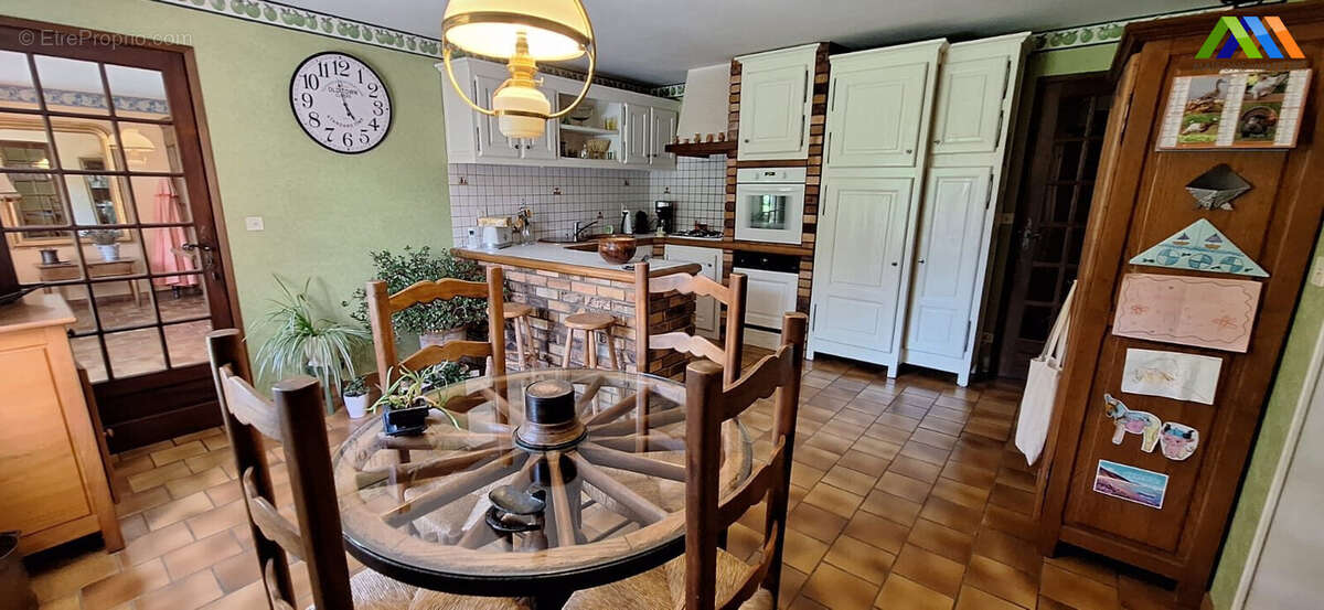 Maison 219 m² à Mirande  - photo 6