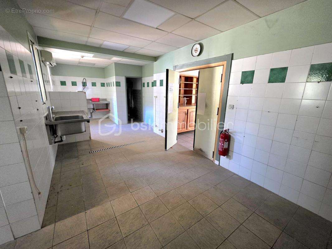 Commerce à SAINT-MARTIN-D&#039;ARDECHE