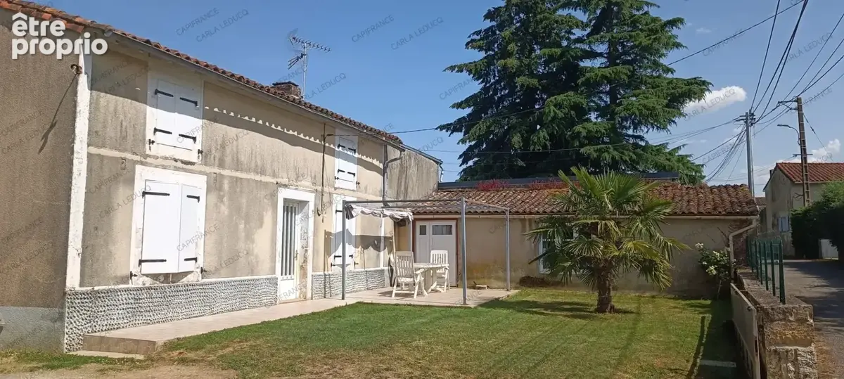 Maison à SAINT-MARTIN-DE-SAINT-MAIXENT