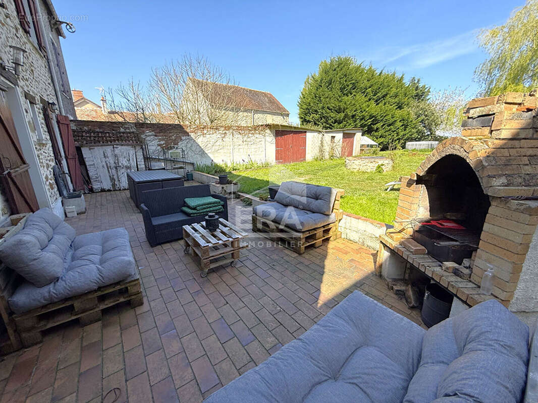 Maison à GRANDPUITS-BAILLY-CARROIS