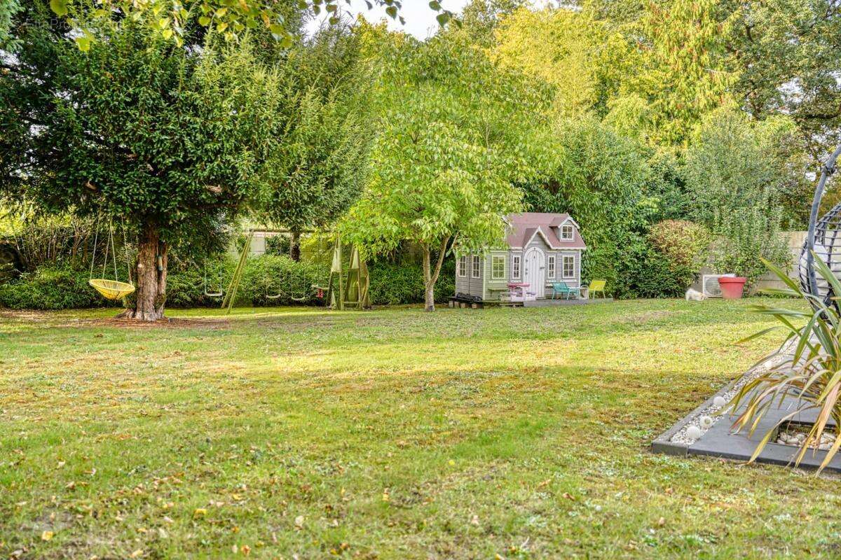 Maison à L&#039;ISLE-ADAM