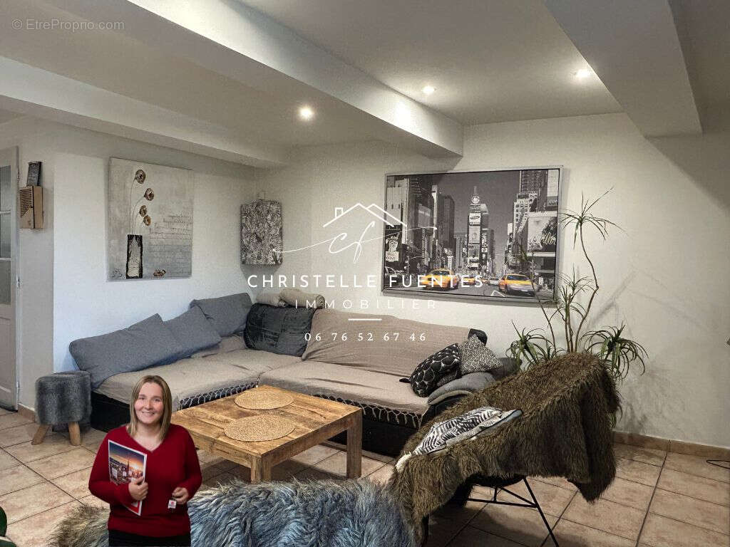 Appartement à POUSSAN