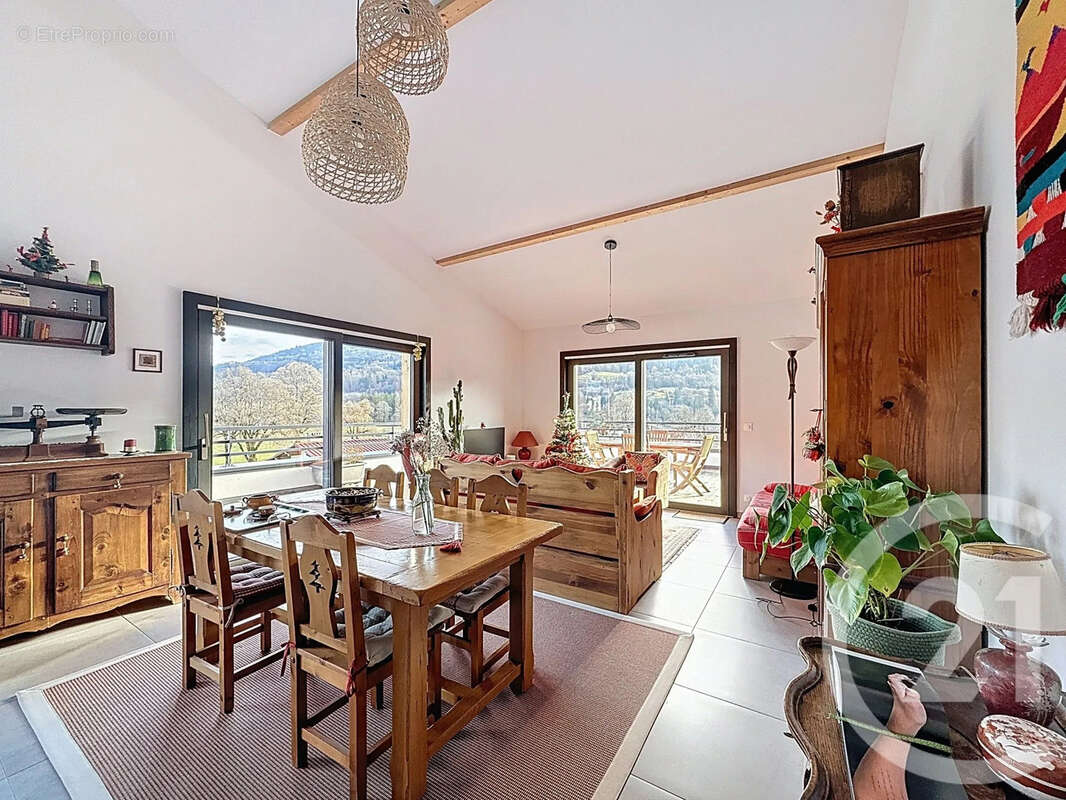 Appartement à TANINGES