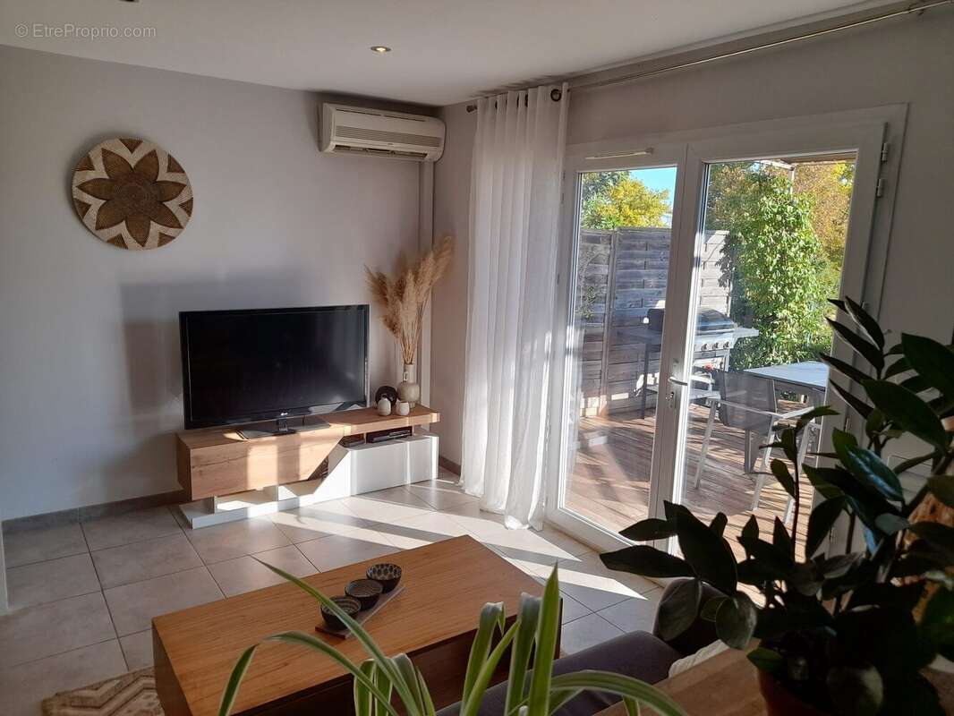 Séjour - Maison à VILLENEUVE-LES-MAGUELONE