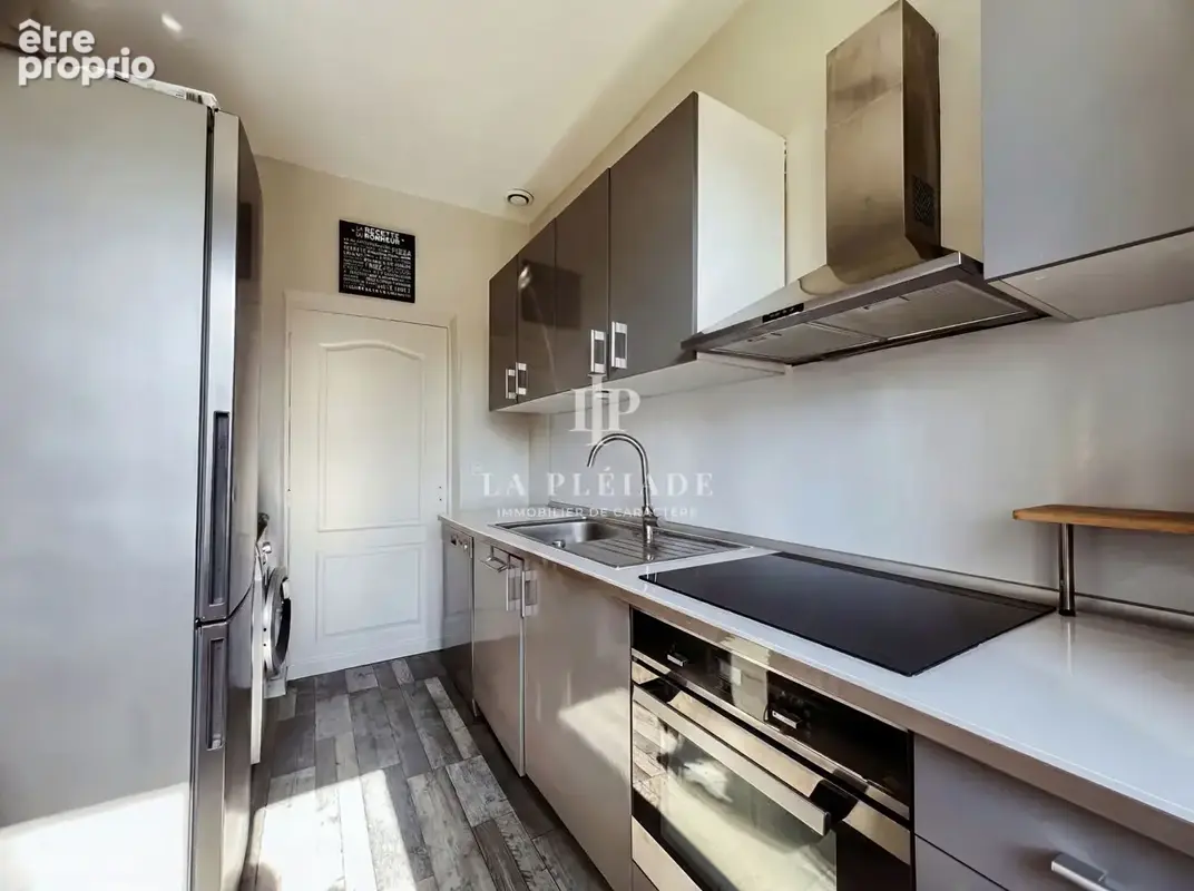 Maison familiale avec chambre de plain-pied, à proximité du tram et de la gare - photo 6