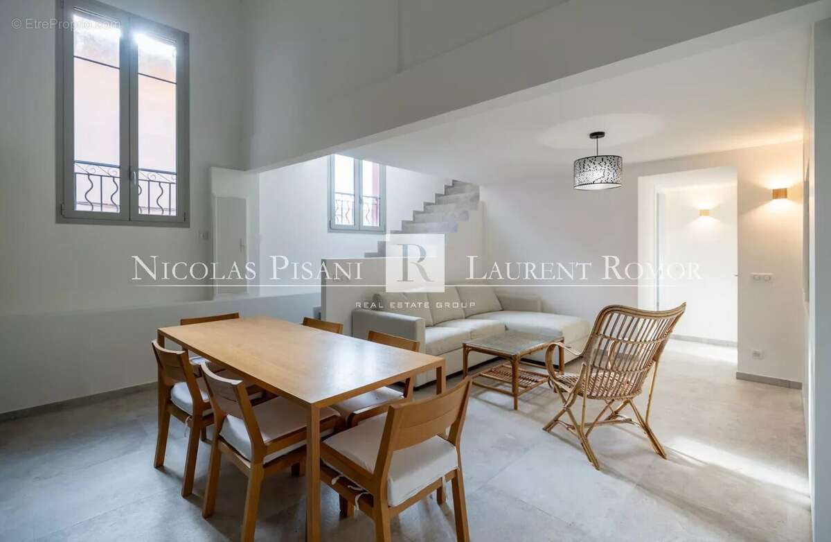 Appartement à VILLEFRANCHE-SUR-MER