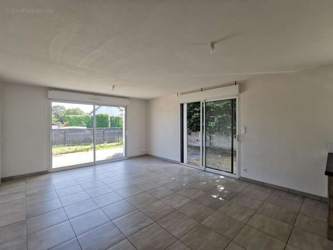 Maison 80 m² à Begard  - photo 3