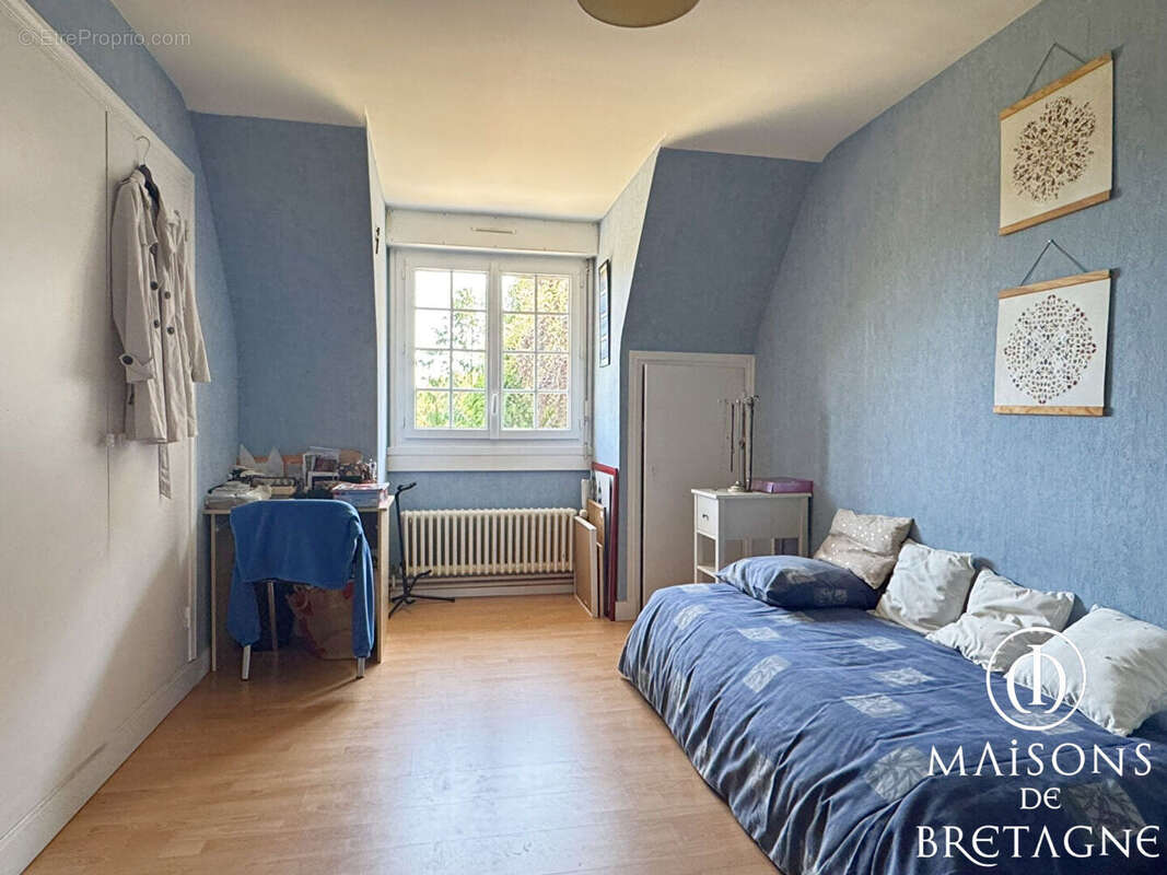 Demeure bourgeoise 260 m², 11 pièces à vendre à Larmor-Plage - photo 15