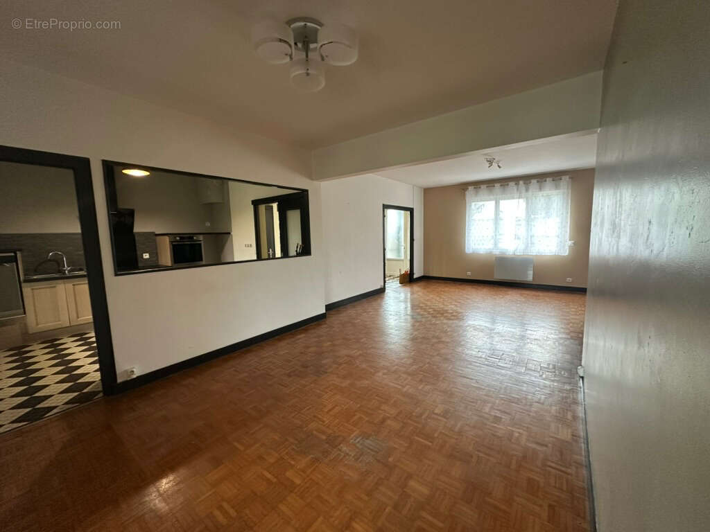 Maison Blaye 4 pièce(s) 120 m2 - photo 4