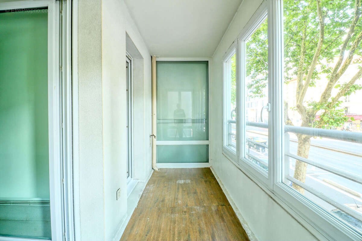 Appartement à MONTROUGE