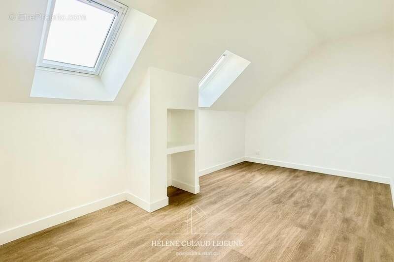 Maison à LOCQUELTAS