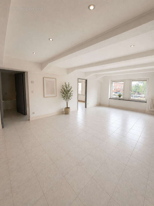 Appartement à POMPEY