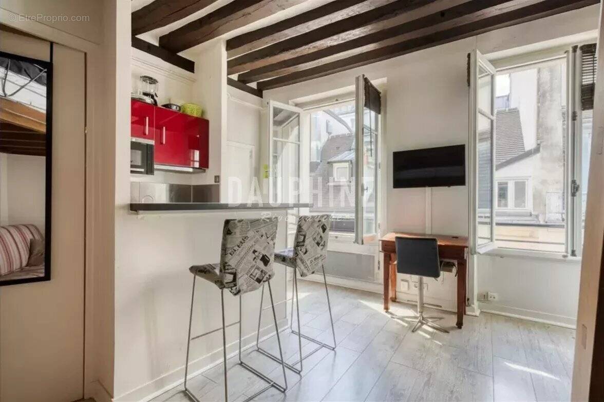 Appartement à PARIS-6E