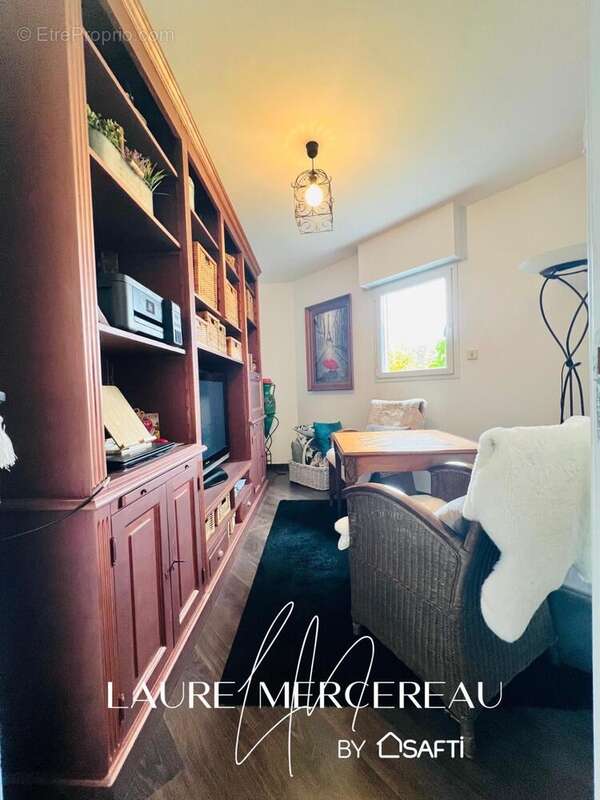 Photo 6 - Maison à SAINT-ETIENNE-DU-BOIS