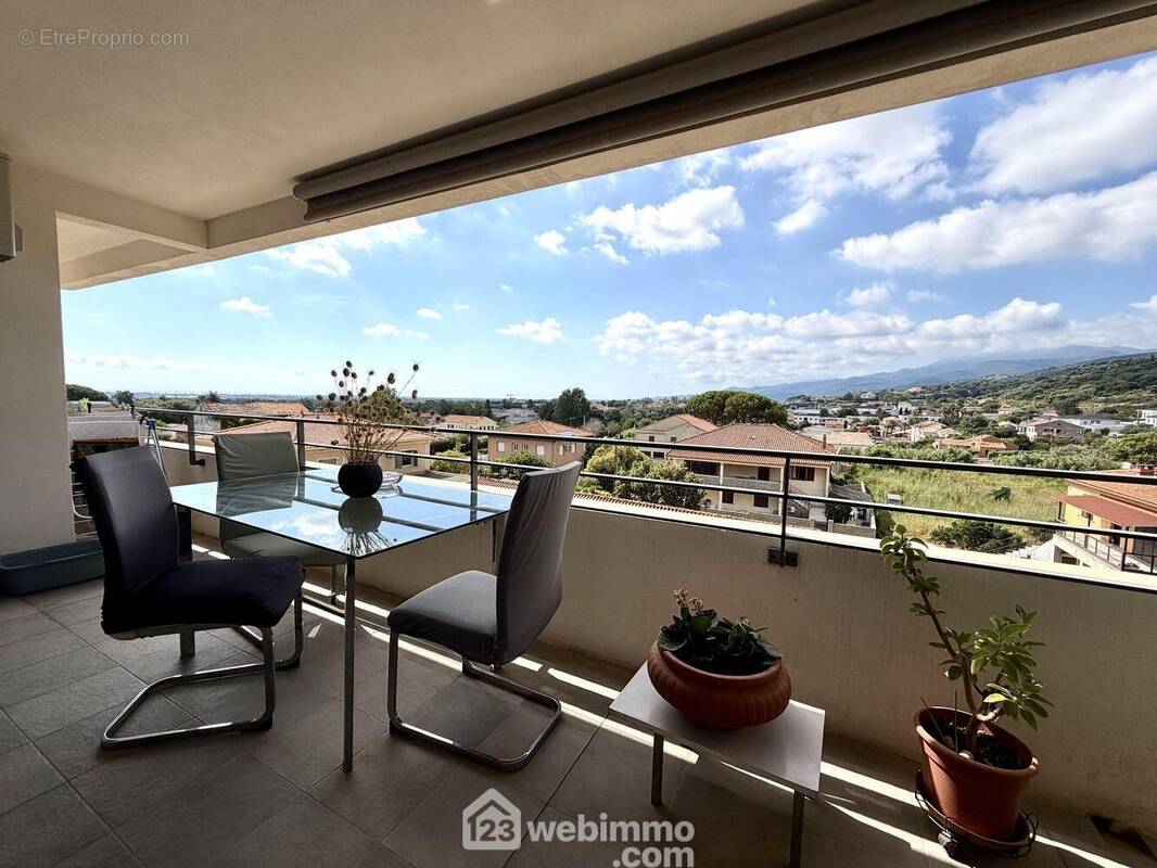 T3 de 72 m2 dans une résidence avec ascenseur - Appartement à BORGO