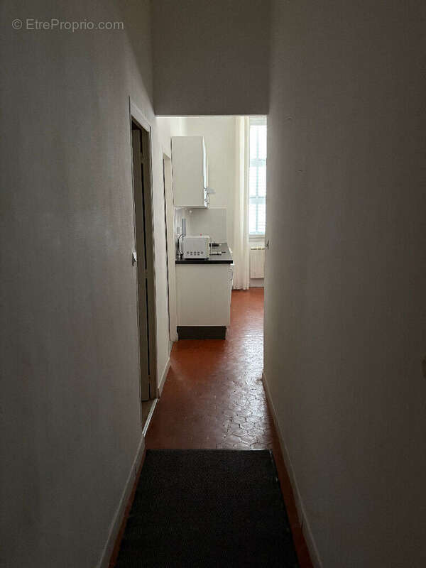 Appartement à MARSEILLE-2E