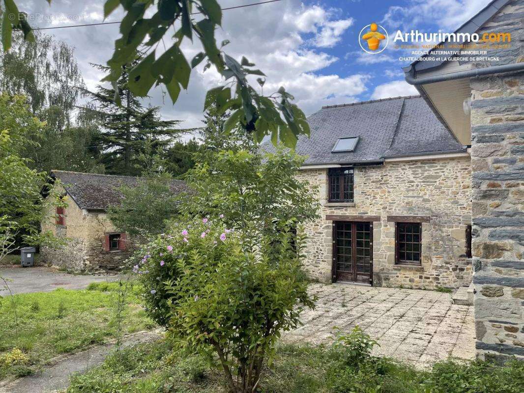 Maison à DOMAGNE